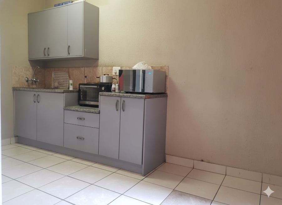 1 Bedroom Property for Sale in Rustenburg Central North West